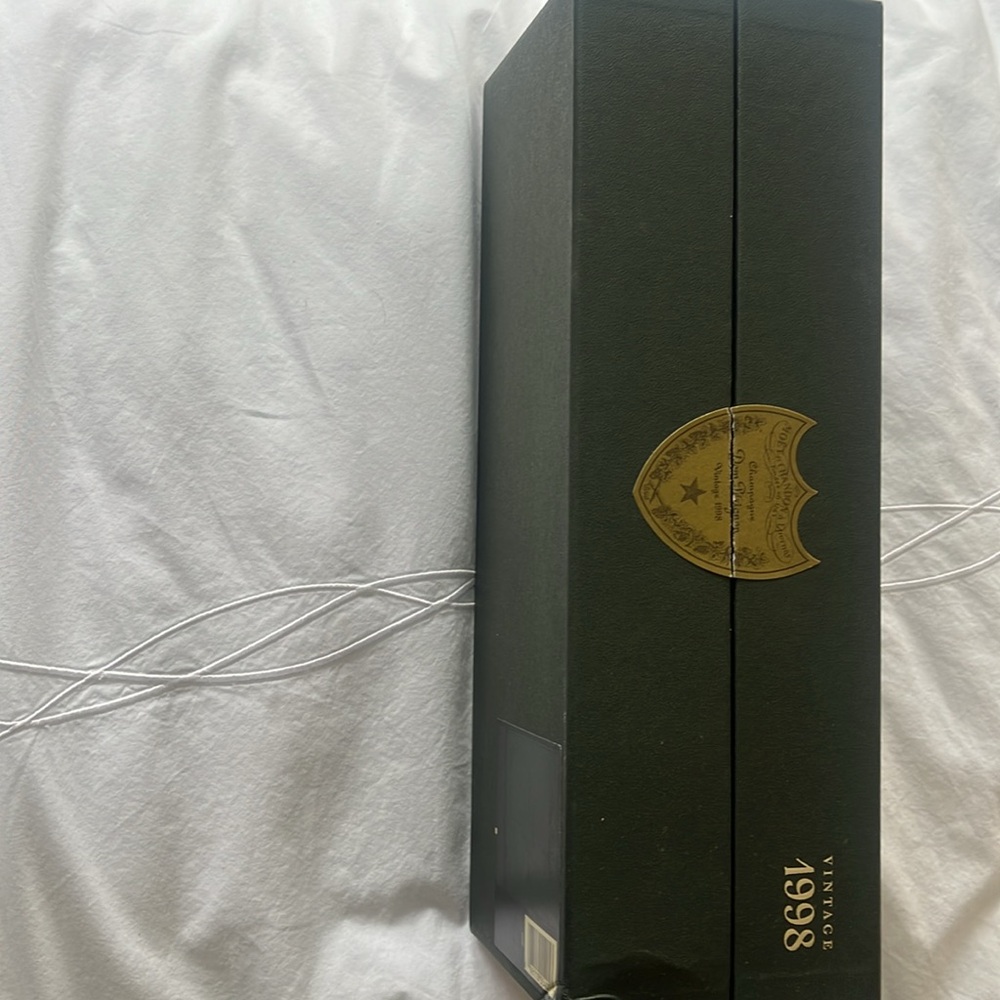 1998 Dom Perignon boxes - Picture 2 of 5